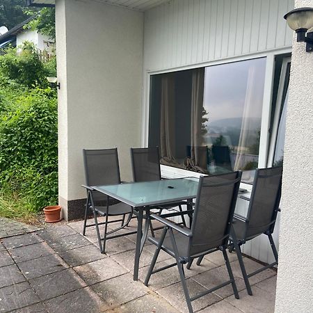 Traumhaftes Ferienhaus Husen Exteriör bild