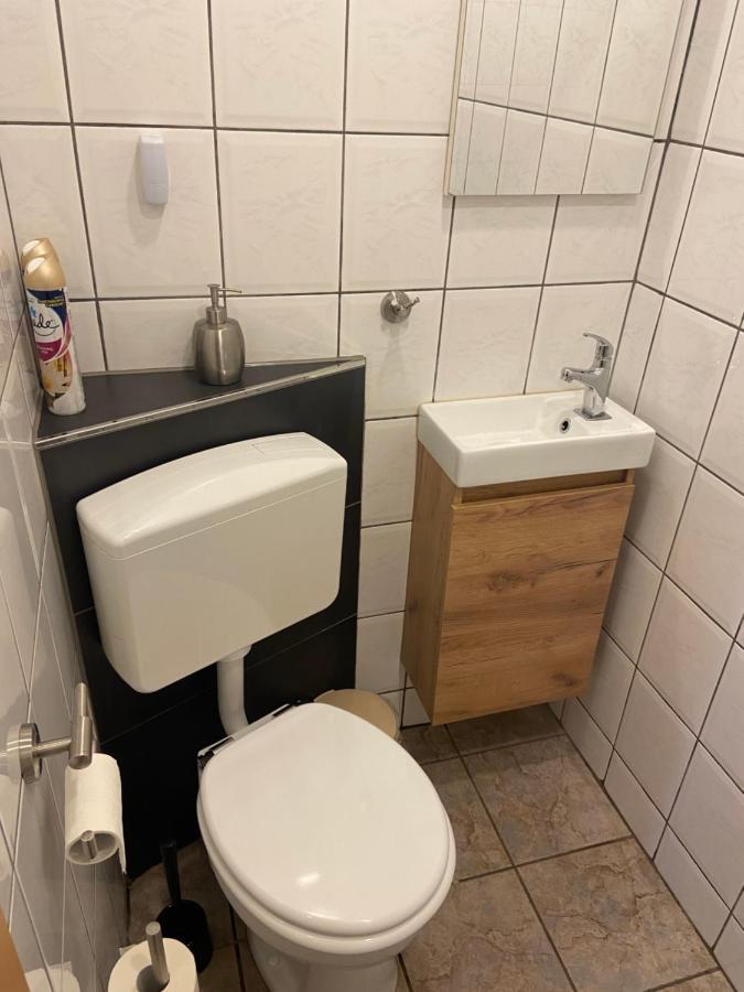 Traumhaftes Ferienhaus Husen Exteriör bild