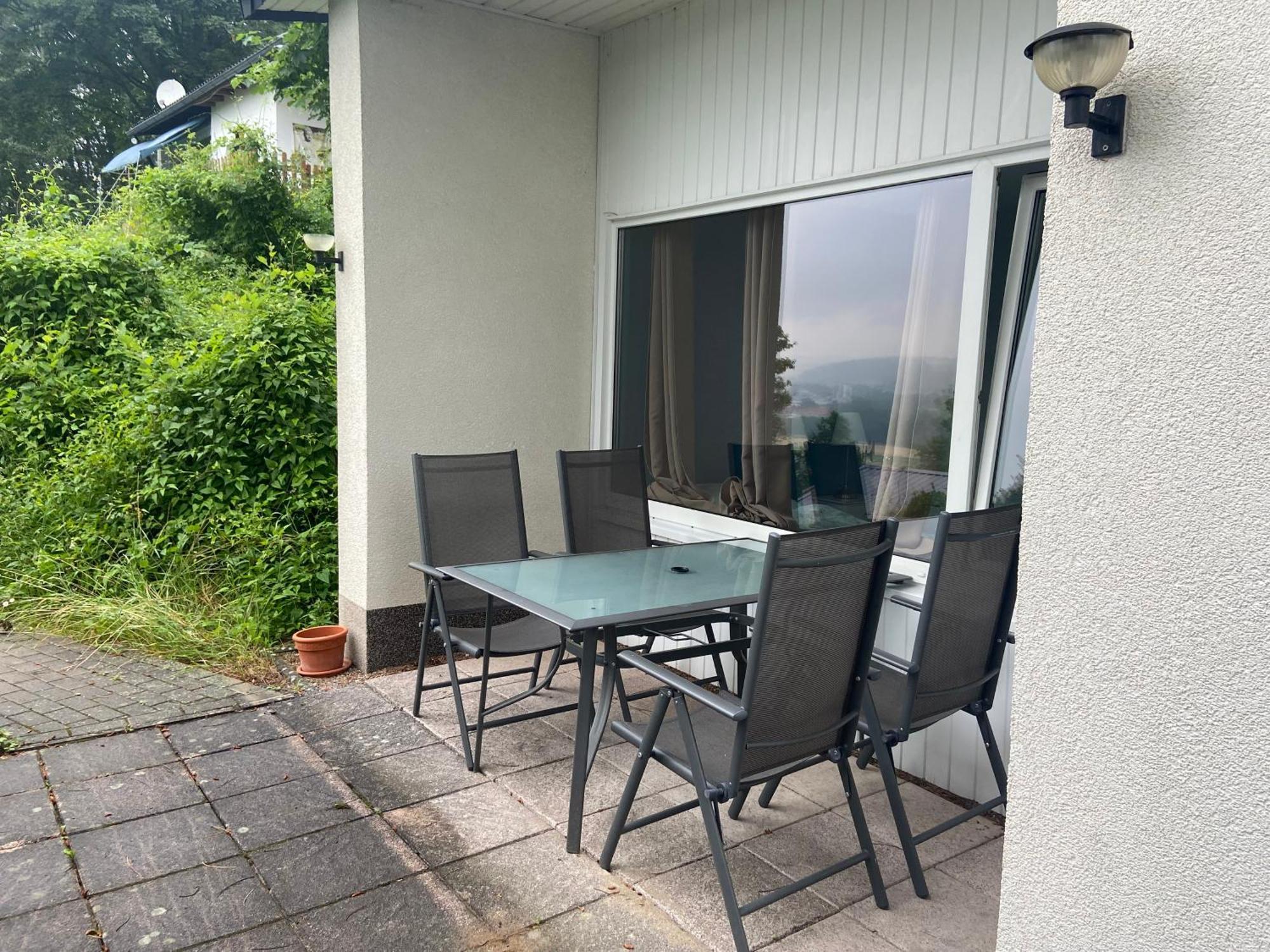 Traumhaftes Ferienhaus Husen Exteriör bild